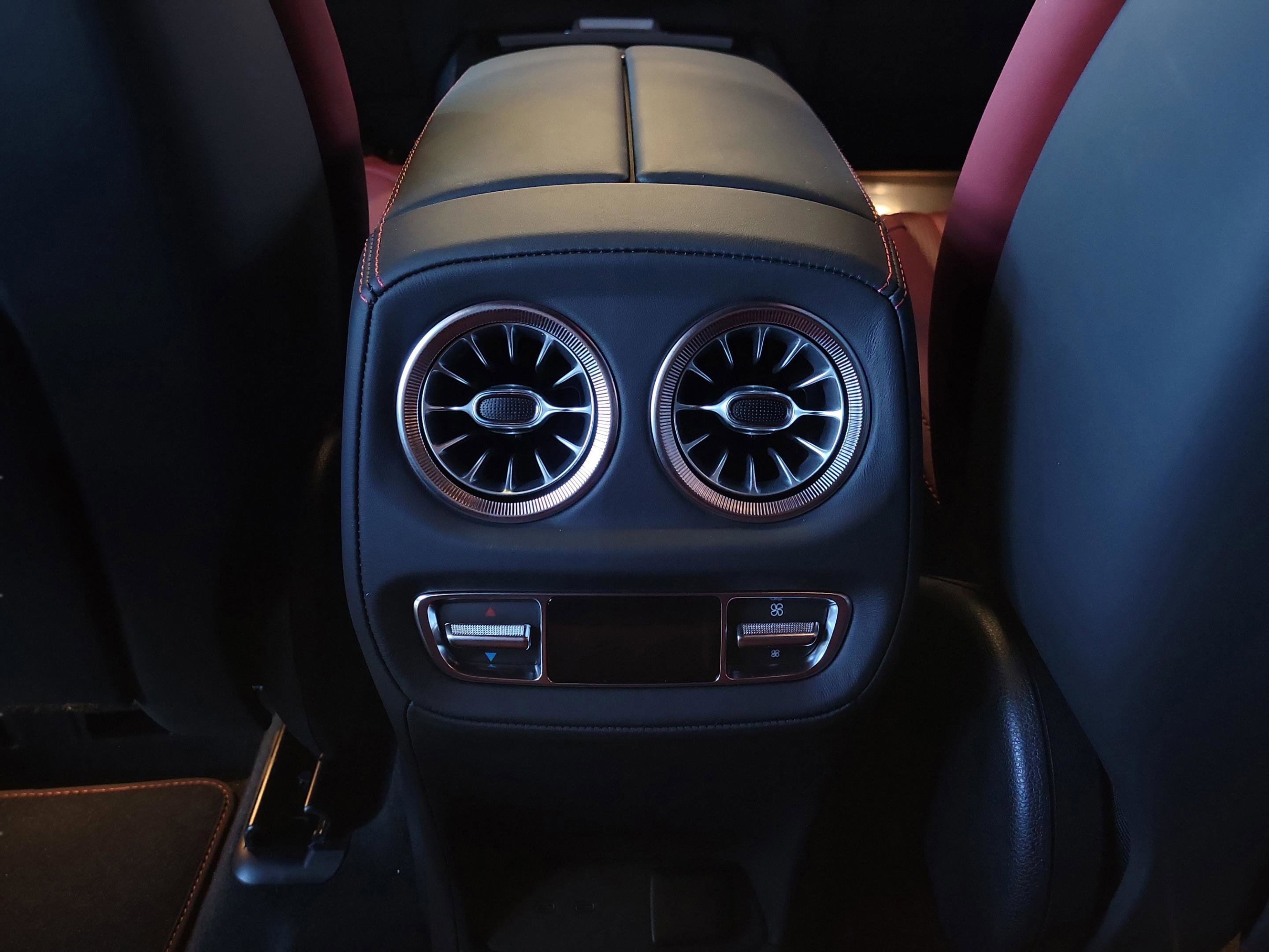 New 2026 Mercedes-Benz G 63 AMG 4MATIC image 9