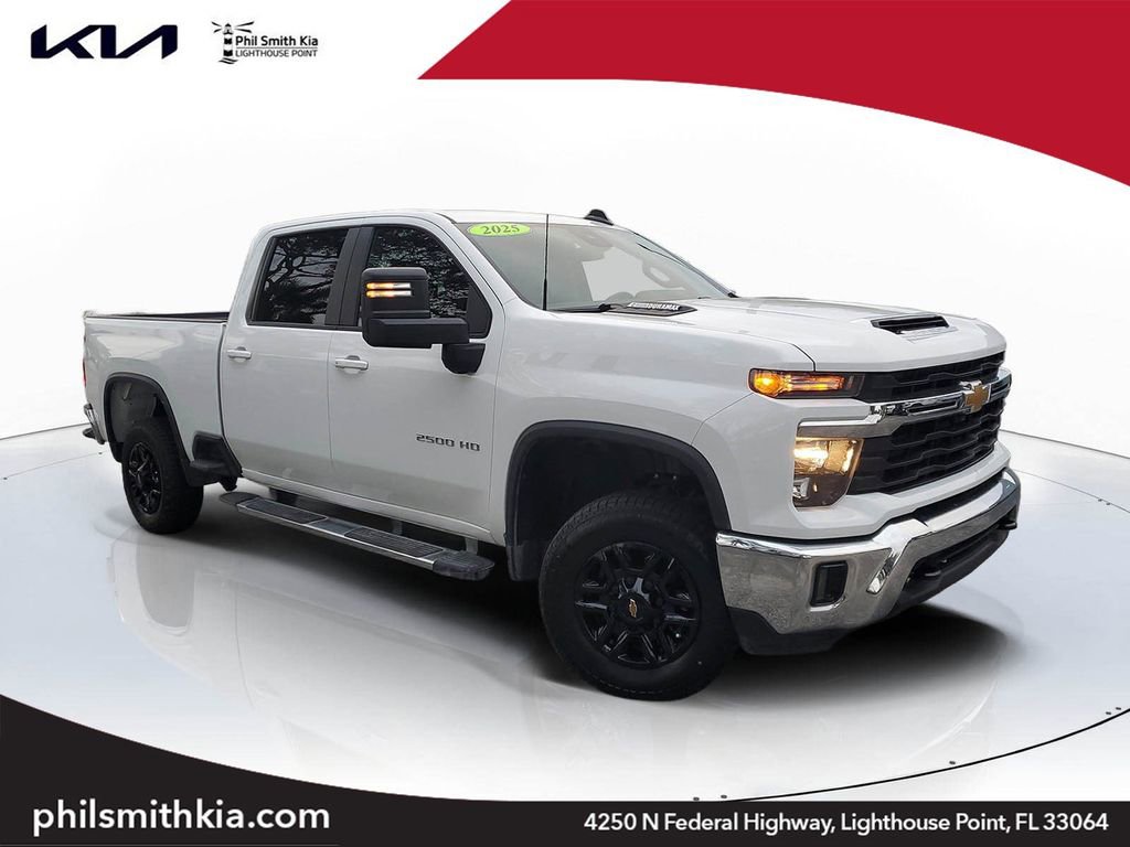Used 2025 Chevrolet Silverado 2500 LT w/ Convenience Package AWD/4WD image 6