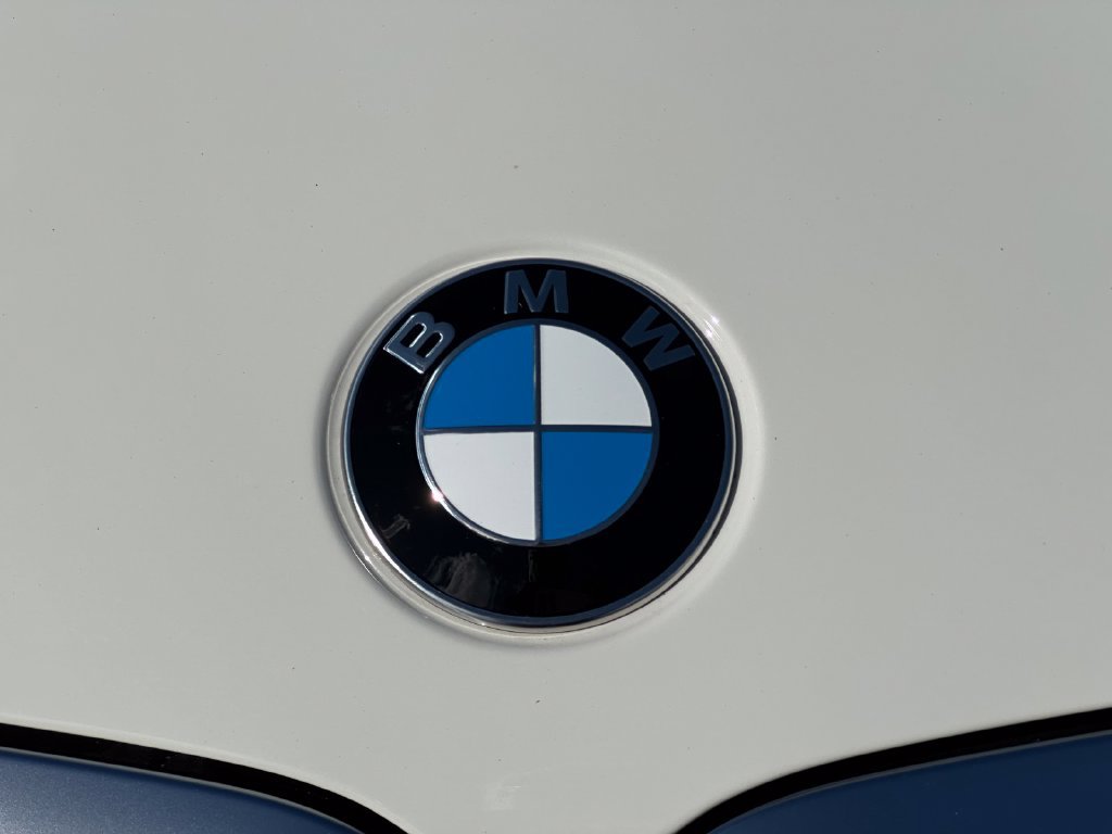 New 2026 BMW 330i Sedan w/ M Sport Package RWD image 10