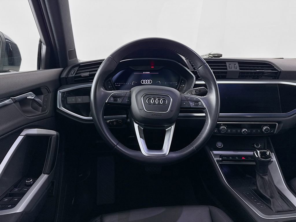 Used 2020 Audi Q3 2.0T Premium Plus image 24