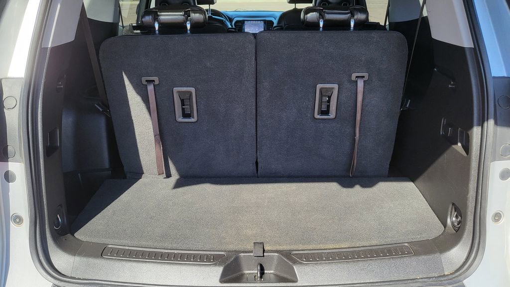 Used 2019 GMC Acadia SLT image 12