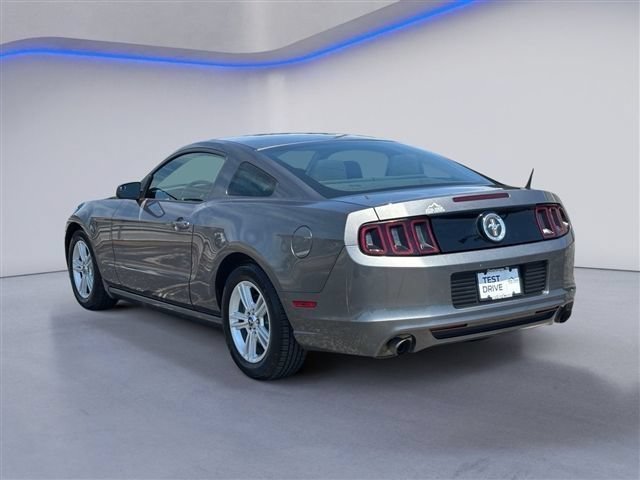 Used 2014 Ford Mustang Coupe RWD image 6