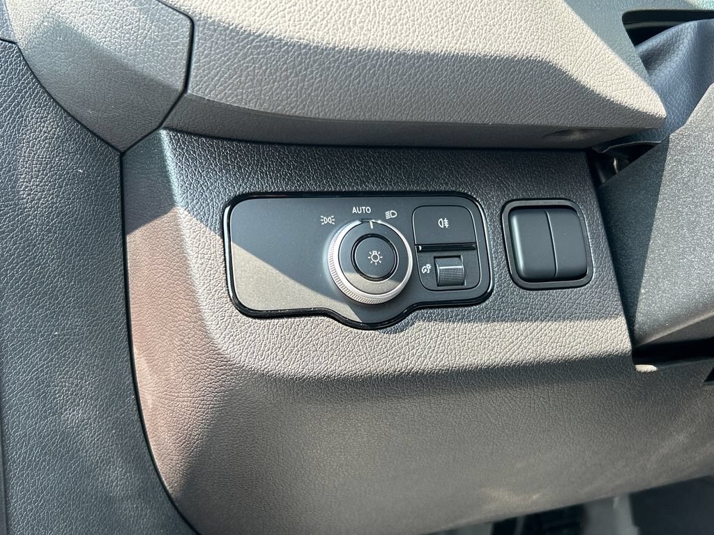 New 2026 Mercedes-Benz Sprinter 2500 image 13