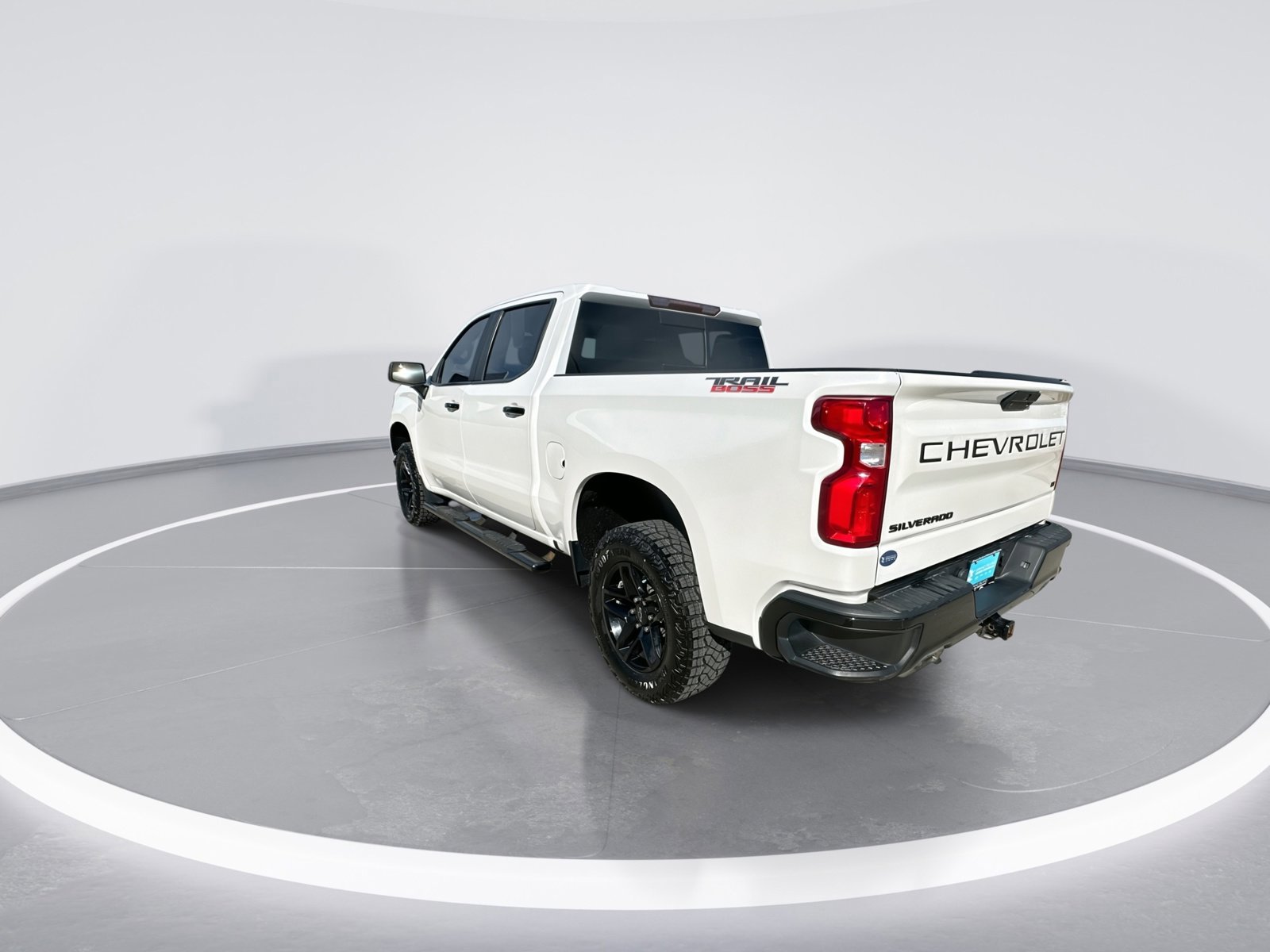 Used 2021 Chevrolet Silverado 1500 LT Trail Boss w/ Convenience Package II AWD/4WD image 6