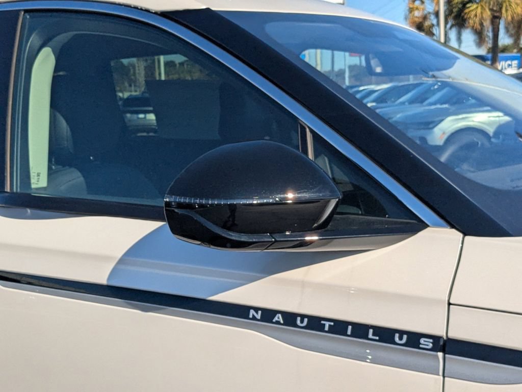 New 2026 Lincoln Nautilus Premier w/ Equipment Group 102A AWD/4WD image 12