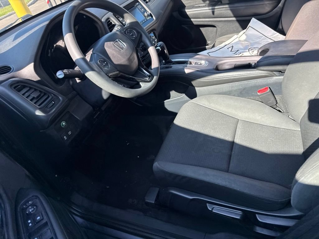 Used 2022 Honda HR-V LX image 5