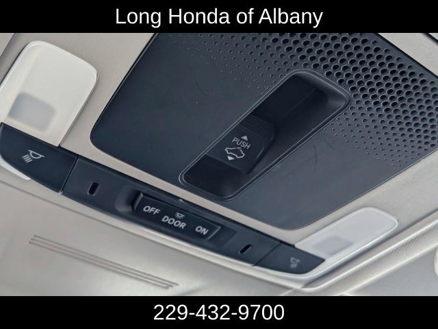 Used 2025 Honda CR-V EX-L image 31