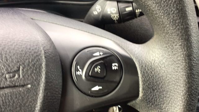 Used 2022 Ford Transit Connect XL image 17