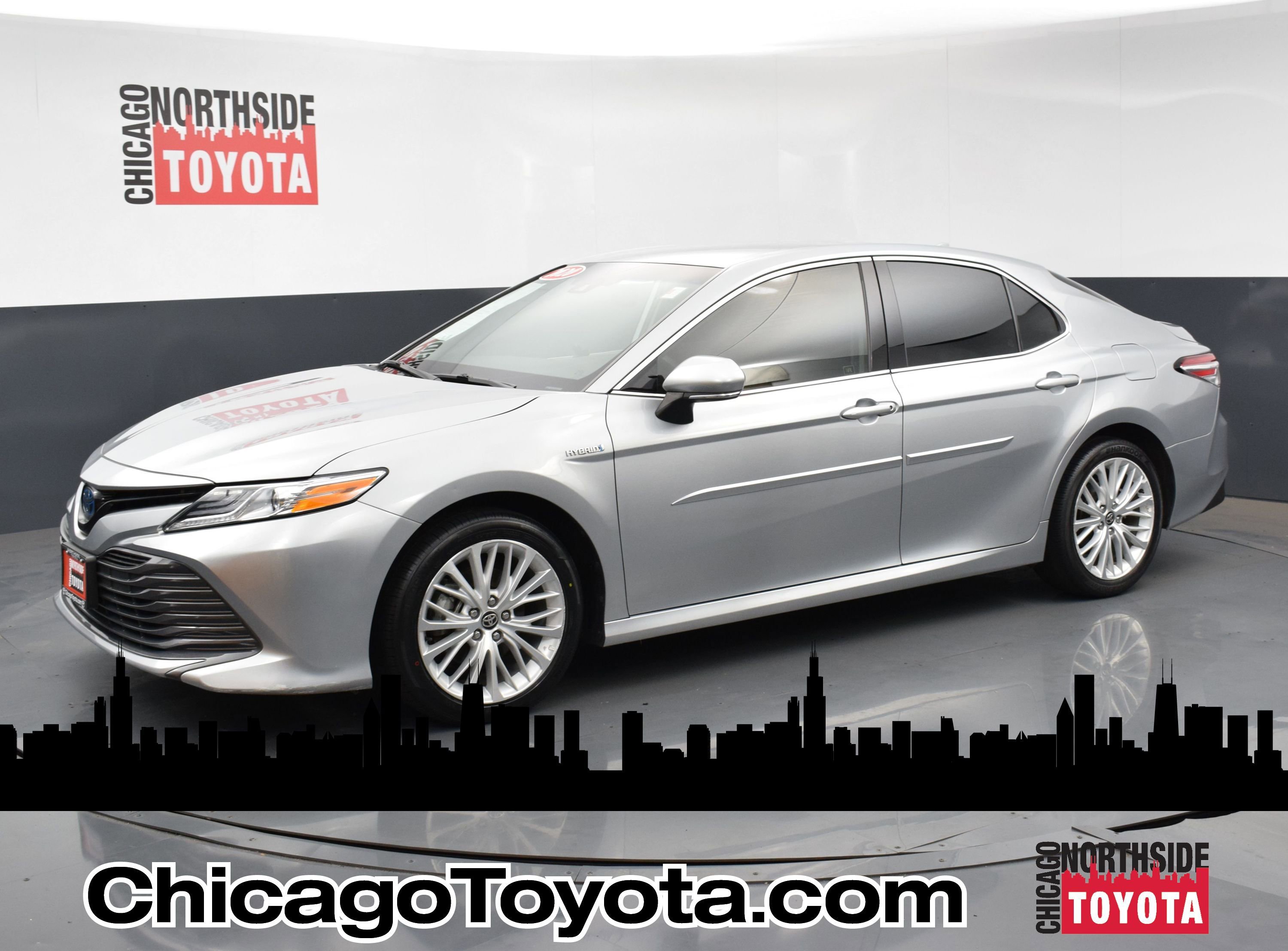 Used 2020 Toyota Camry XLE image 1