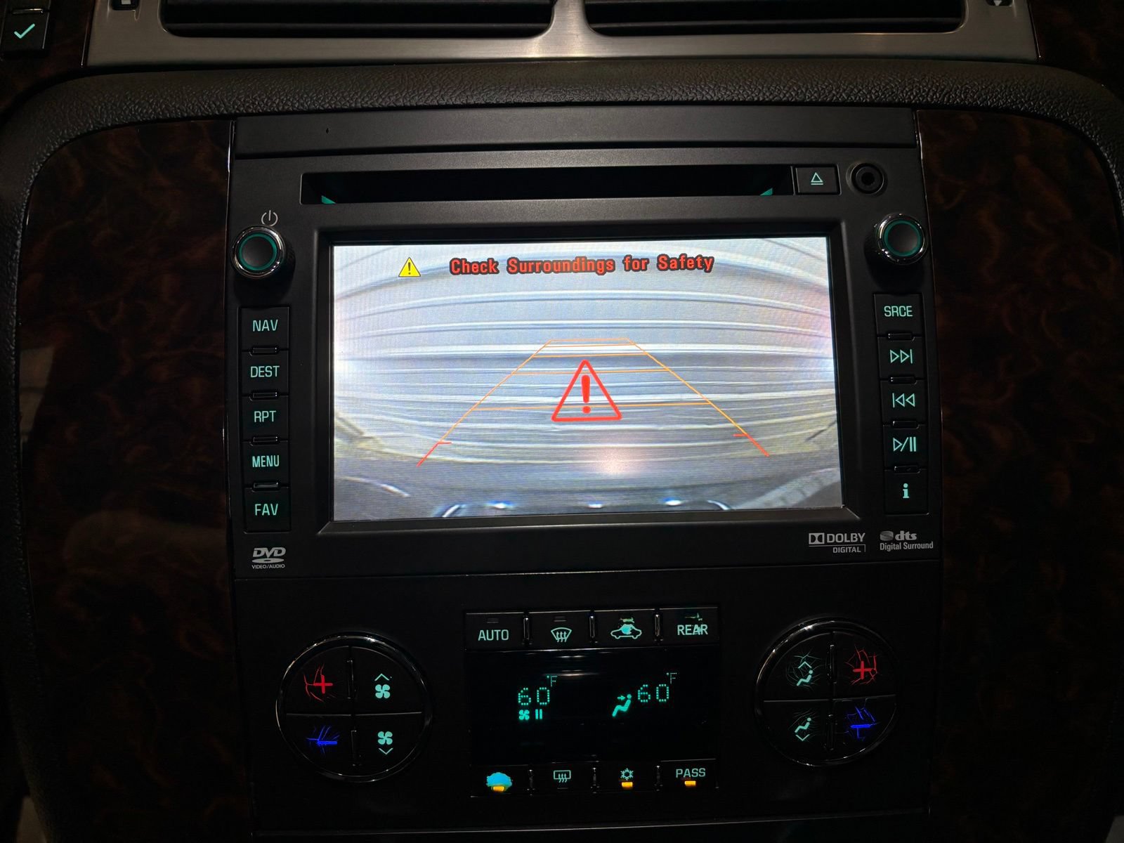 Used 2014 GMC Yukon Denali AWD/4WD image 17