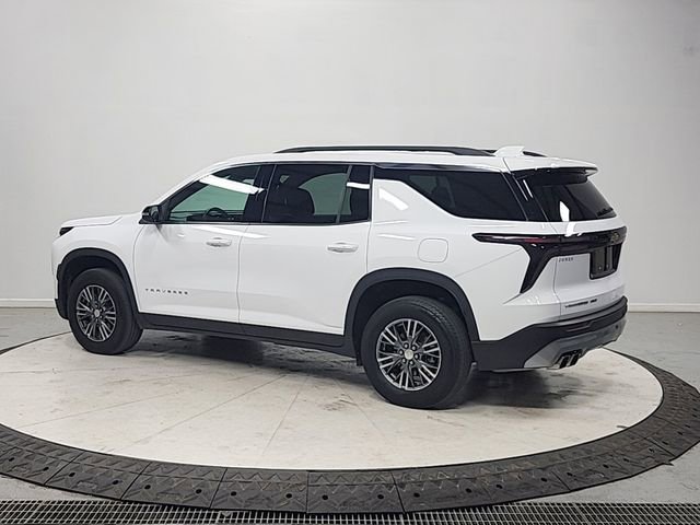 Used 2025 Chevrolet Traverse LT AWD/4WD image 5