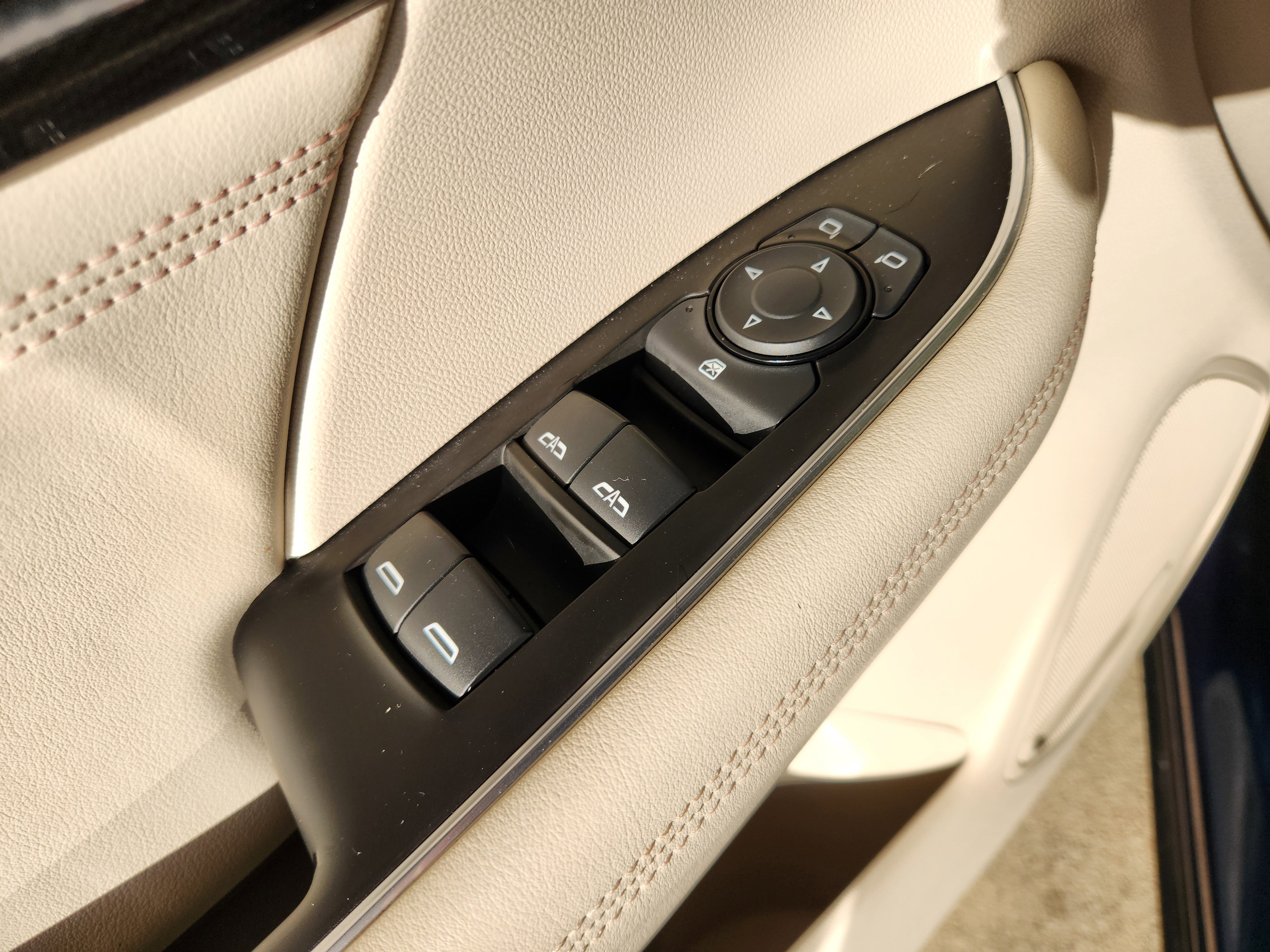 Used 2023 Buick Envision Preferred image 25