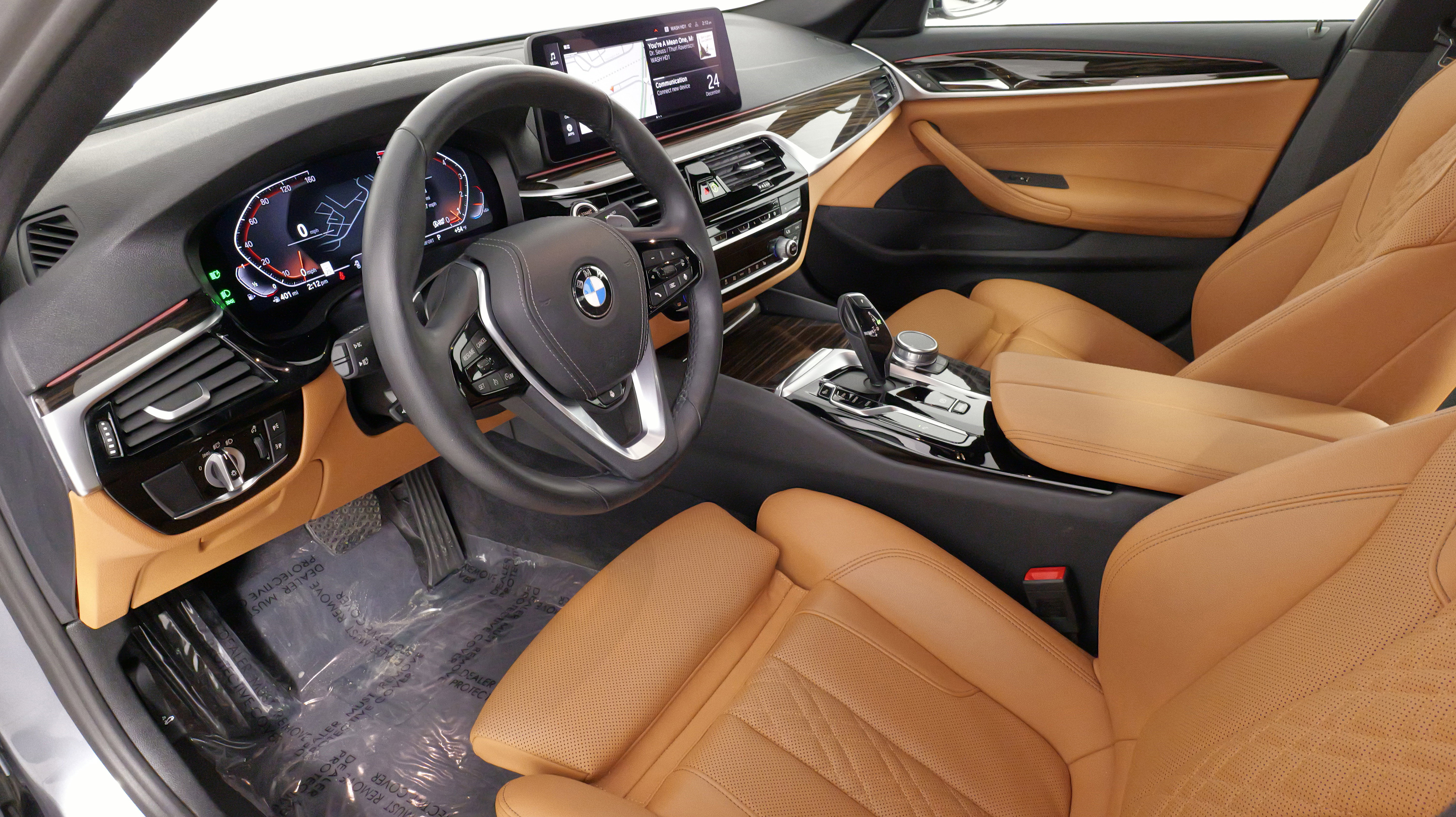 Used 2022 BMW 530i xDrive w/ Convenience Package image 28