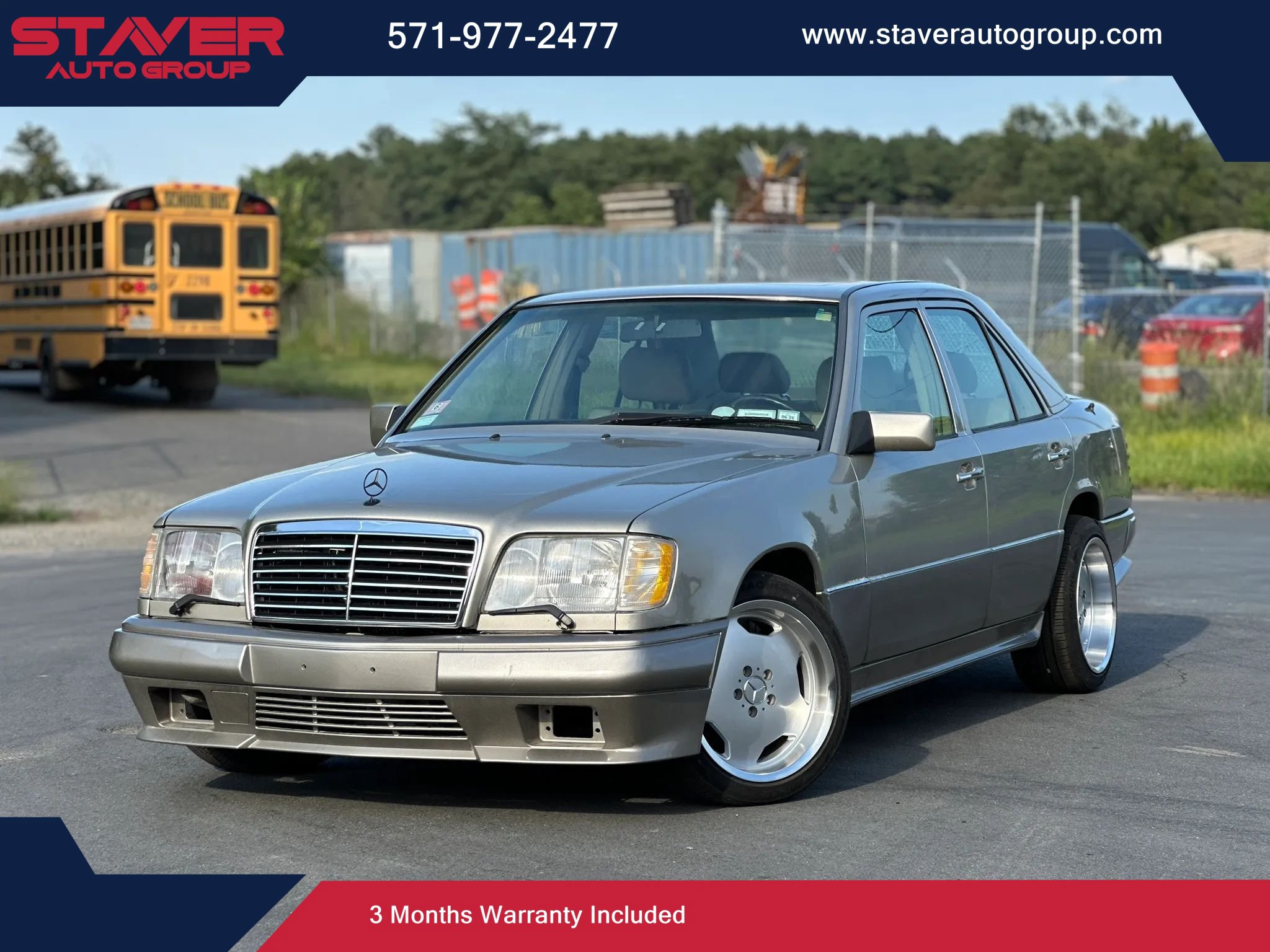 Used 1994 Mercedes-Benz E 320 Sedan image 1