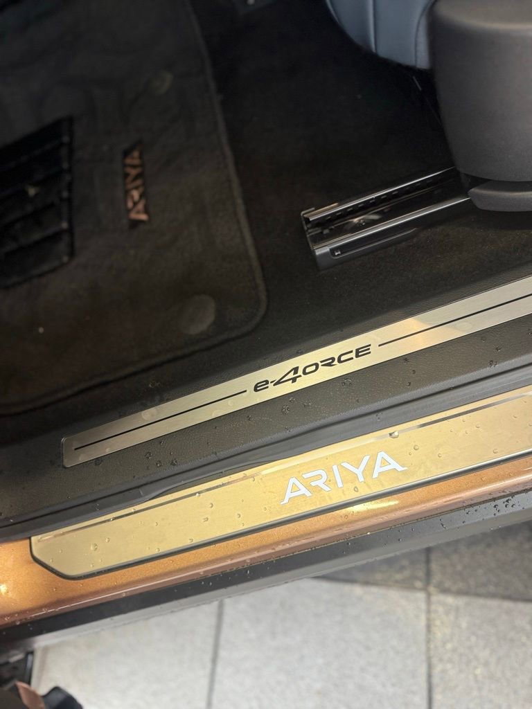 Used 2025 Nissan Ariya Platinum image 28