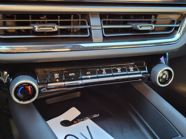 New 2026 Chevrolet Equinox EV RS image 23