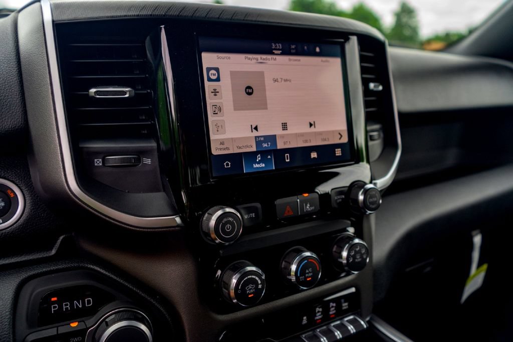 New 2026 RAM 1500 Express AWD/4WD image 19