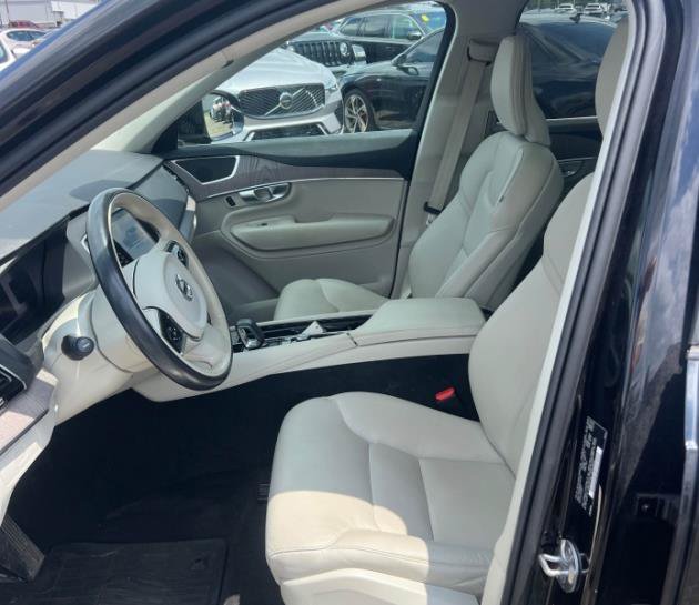 Used 2024 Volvo XC90 B6 Plus AWD/4WD image 6