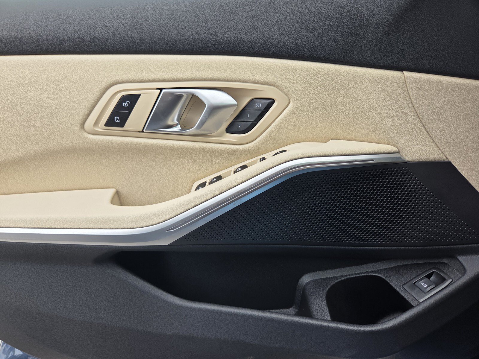 New 2026 BMW 330i Sedan w/ Premium Package RWD image 21