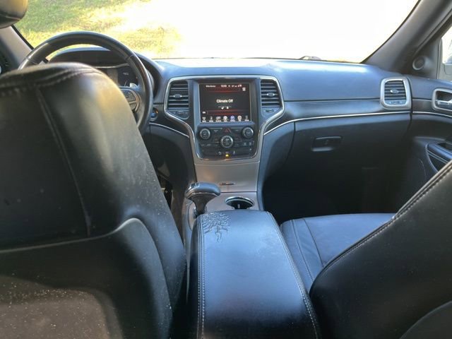 Used 2014 Jeep Grand Cherokee Limited image 16