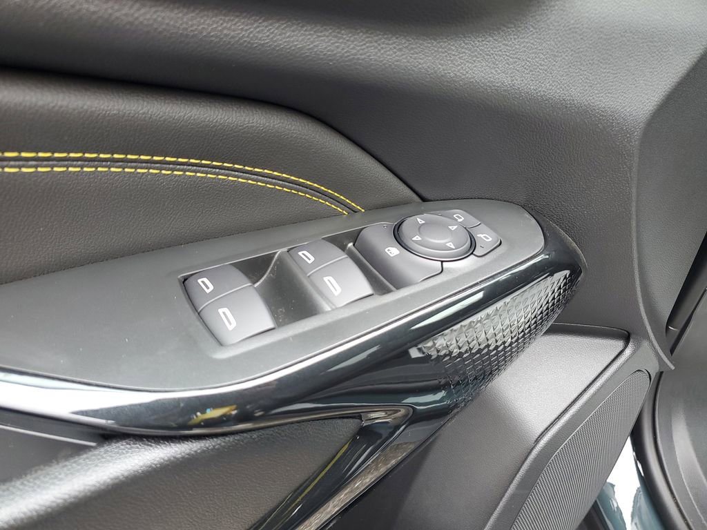 New 2026 Chevrolet Trax LT image 12