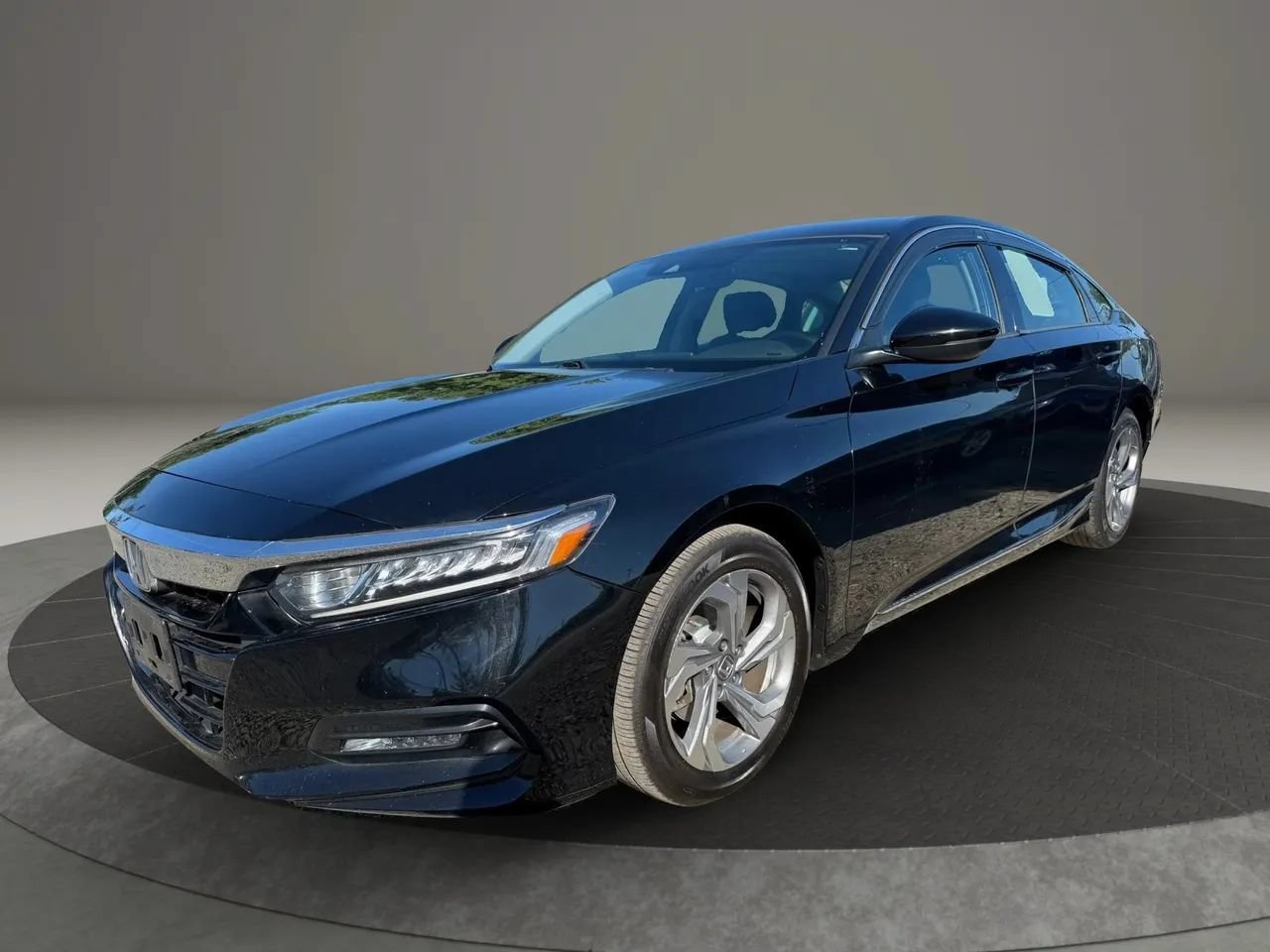Used 2018 Honda Accord EX-L image 1