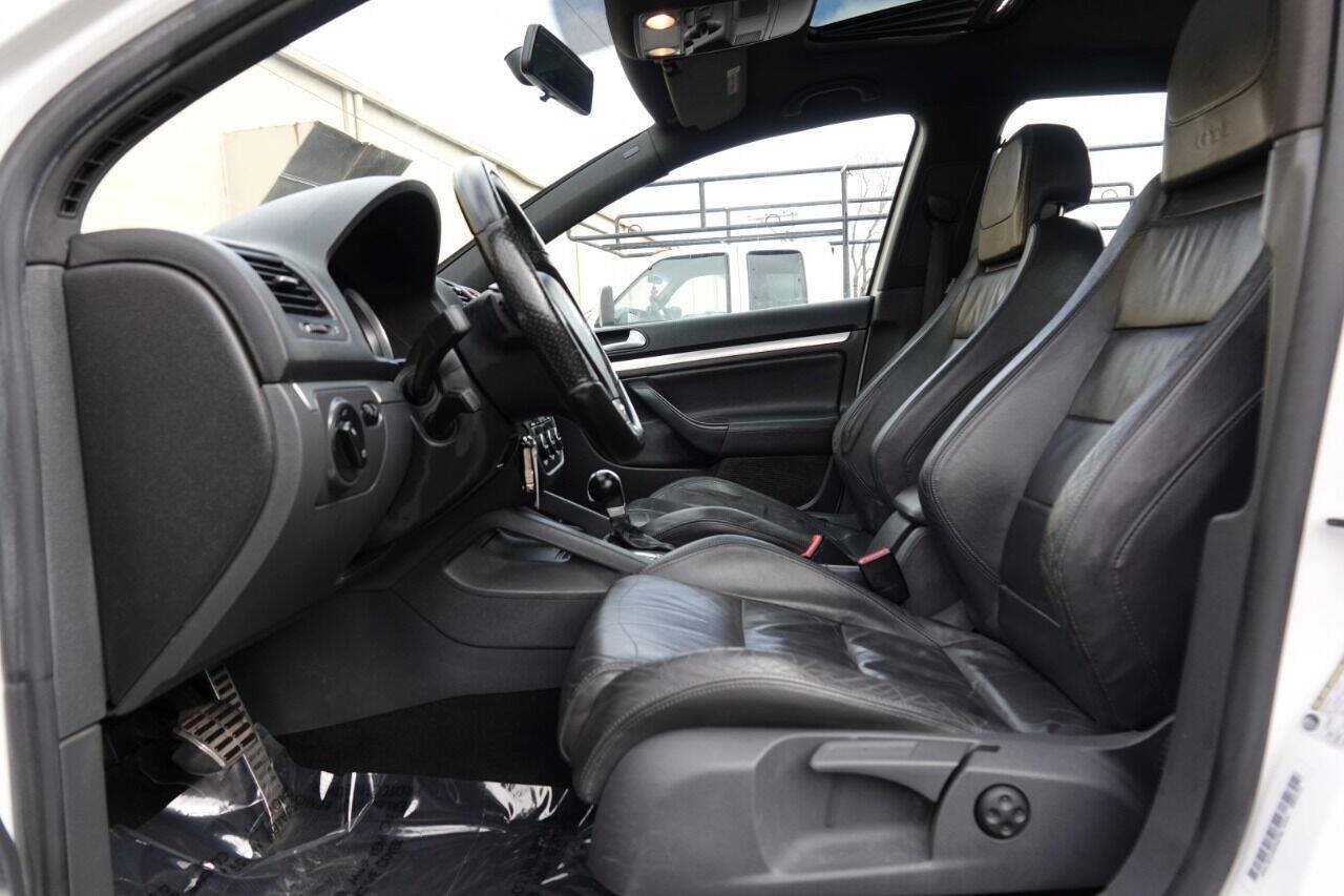 Used 2007 Volkswagen GTI 4-Door FWD image 50