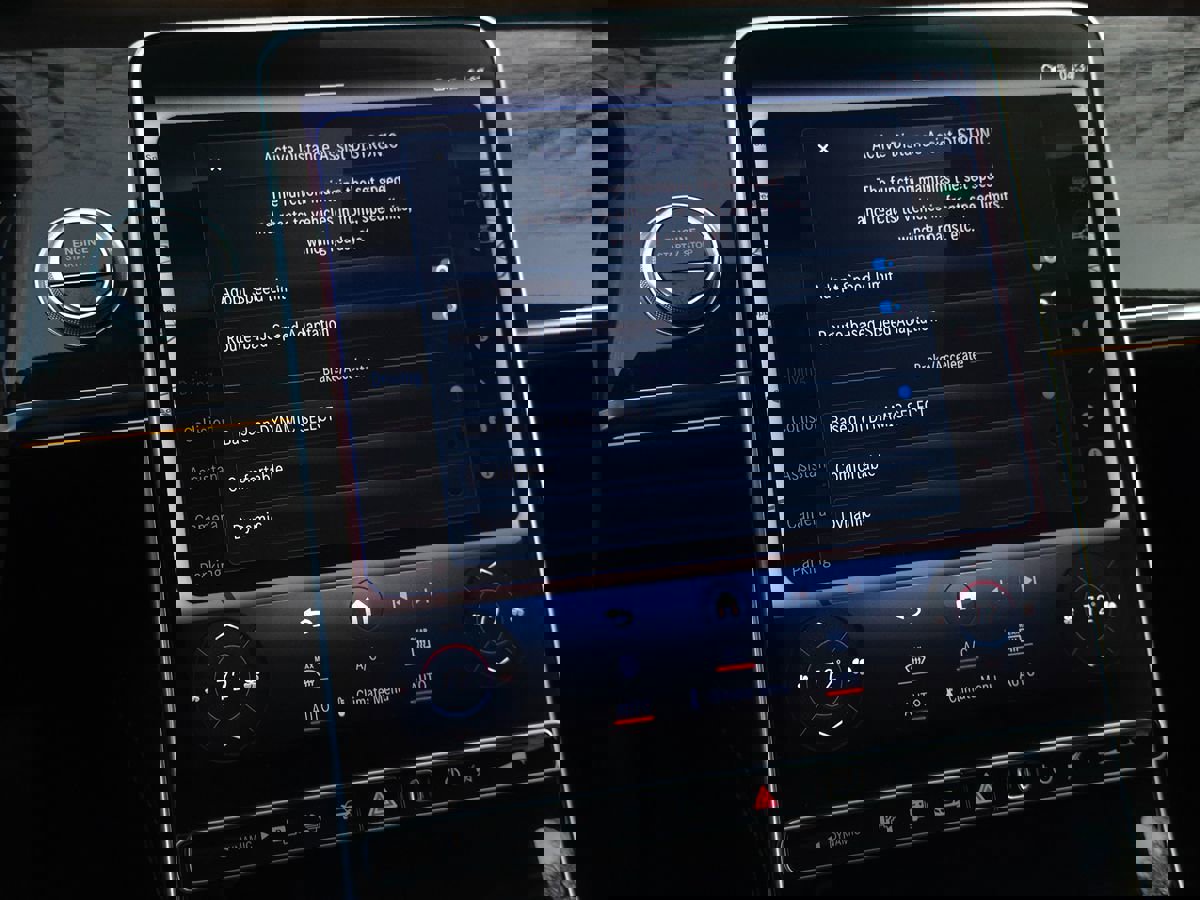 Used 2023 Mercedes-Benz S 580e 4MATIC Sedan w/ Warmth & Comfort Package image 56