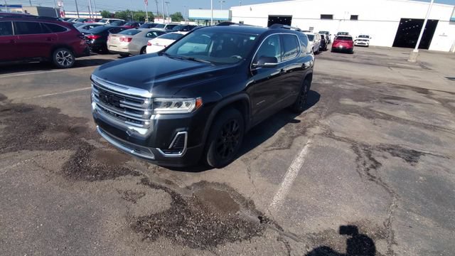 Certified 2023 GMC Acadia SLE w/ Driver Convenience Package FWD image 4