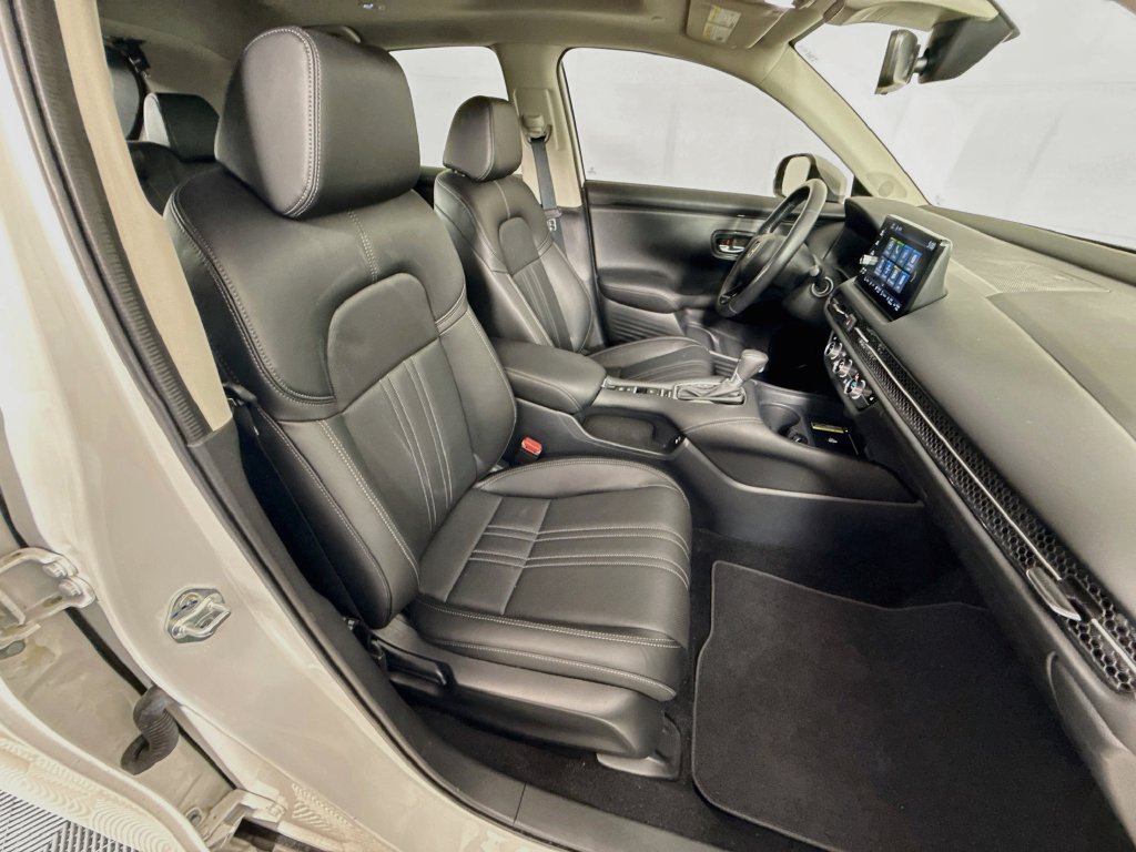 Used 2025 Honda HR-V EX-L image 28