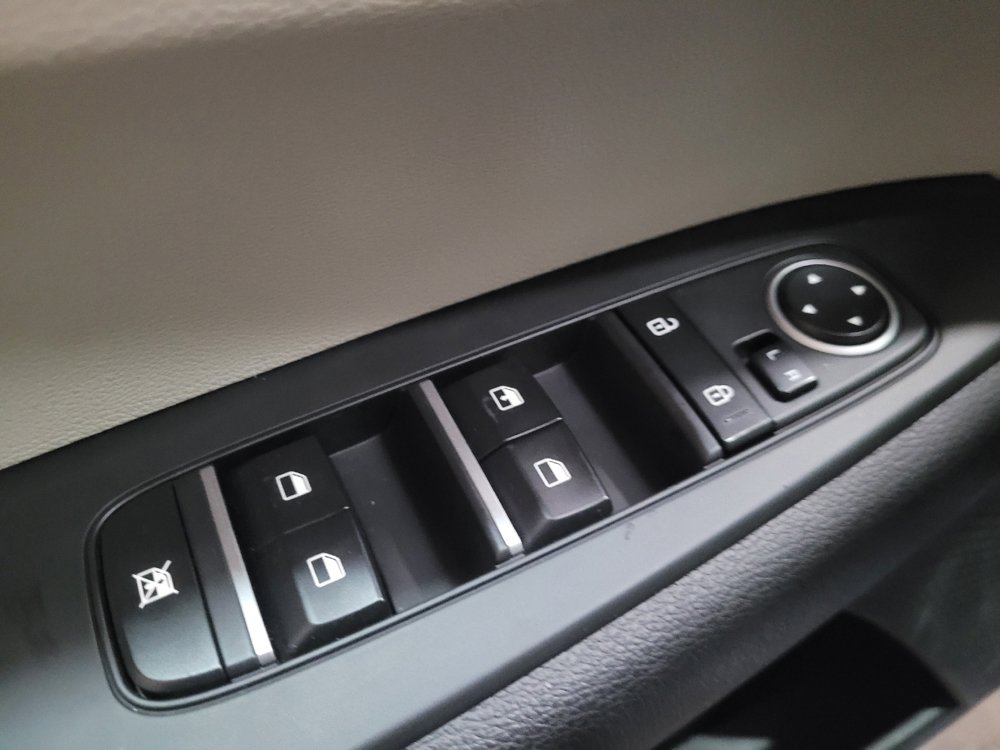 Used 2023 Kia Forte LXS FWD image 27