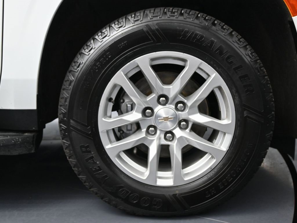 Used 2022 Chevrolet Tahoe LS w/ Driver Alert Package image 12