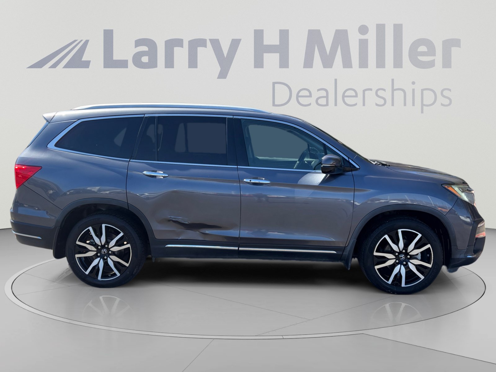 Used 2019 Honda Pilot Touring image 6