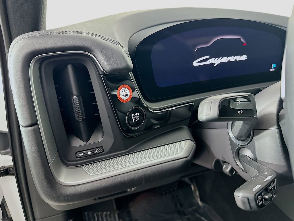 New 2024 Porsche Cayenne image 11