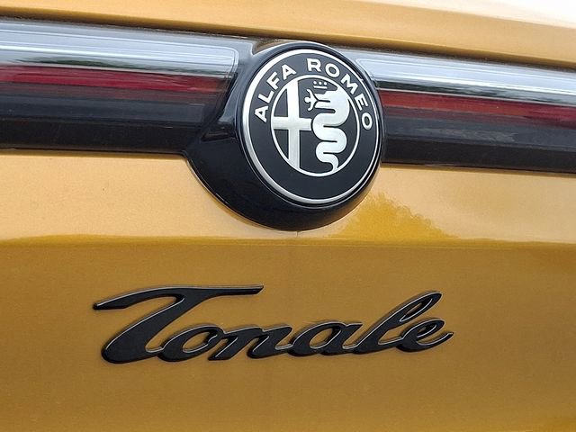 New 2026 Alfa Romeo Tonale w/ Quick Order Package 23H Volce AWD/4WD image 20