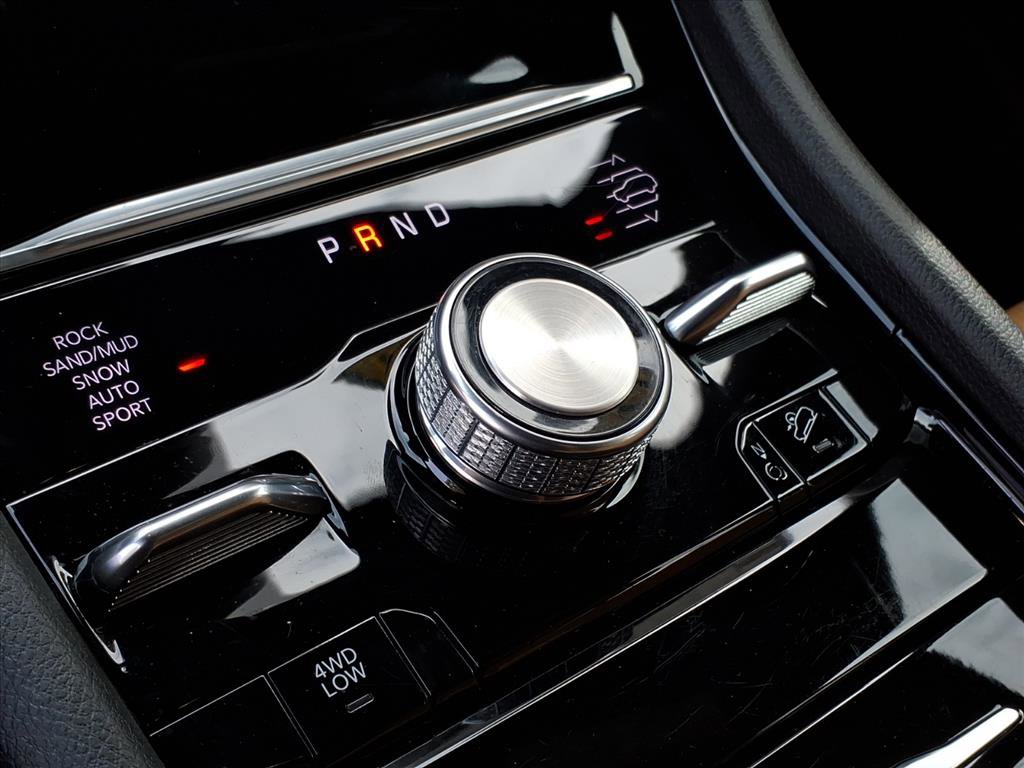 Used 2025 Jeep Grand Cherokee Summit image 23