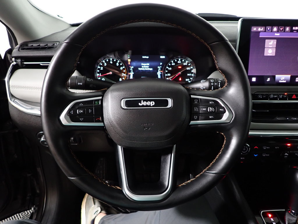 Used 2022 Jeep Compass Limited AWD/4WD image 24