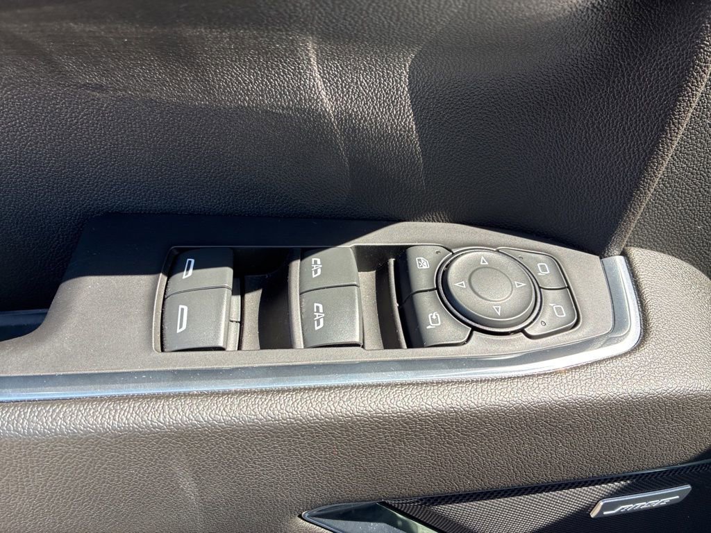 Used 2023 Chevrolet Silverado 1500 LTZ image 18