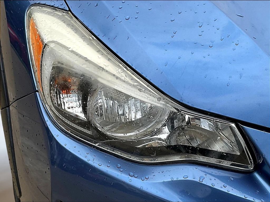 Used 2017 Subaru Crosstrek 2.0i Premium w/ Moonroof Package AWD/4WD image 31