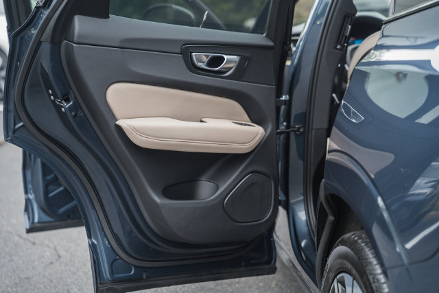 Certified 2026 Volvo XC60 B5 Plus AWD/4WD image 39