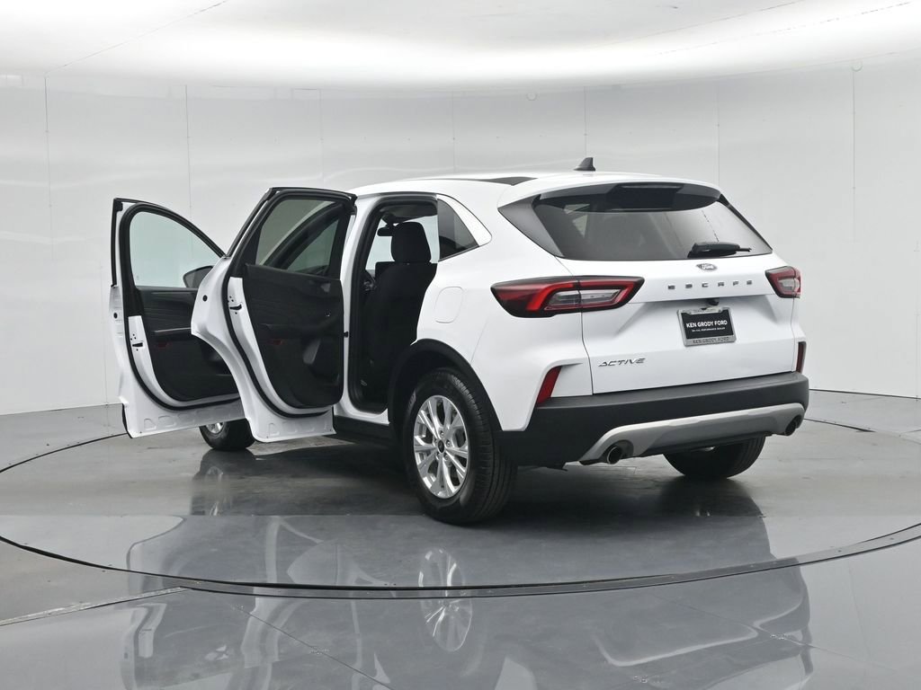 Used 2024 Ford Escape Active image 35