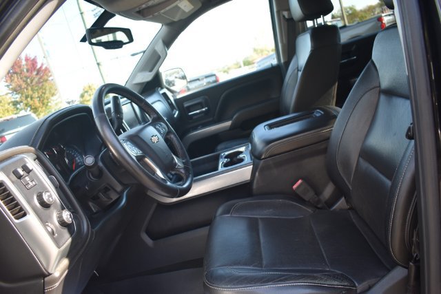 Used 2018 Chevrolet Silverado 1500 LTZ Z71 w/ LTZ Plus Package AWD/4WD image 27
