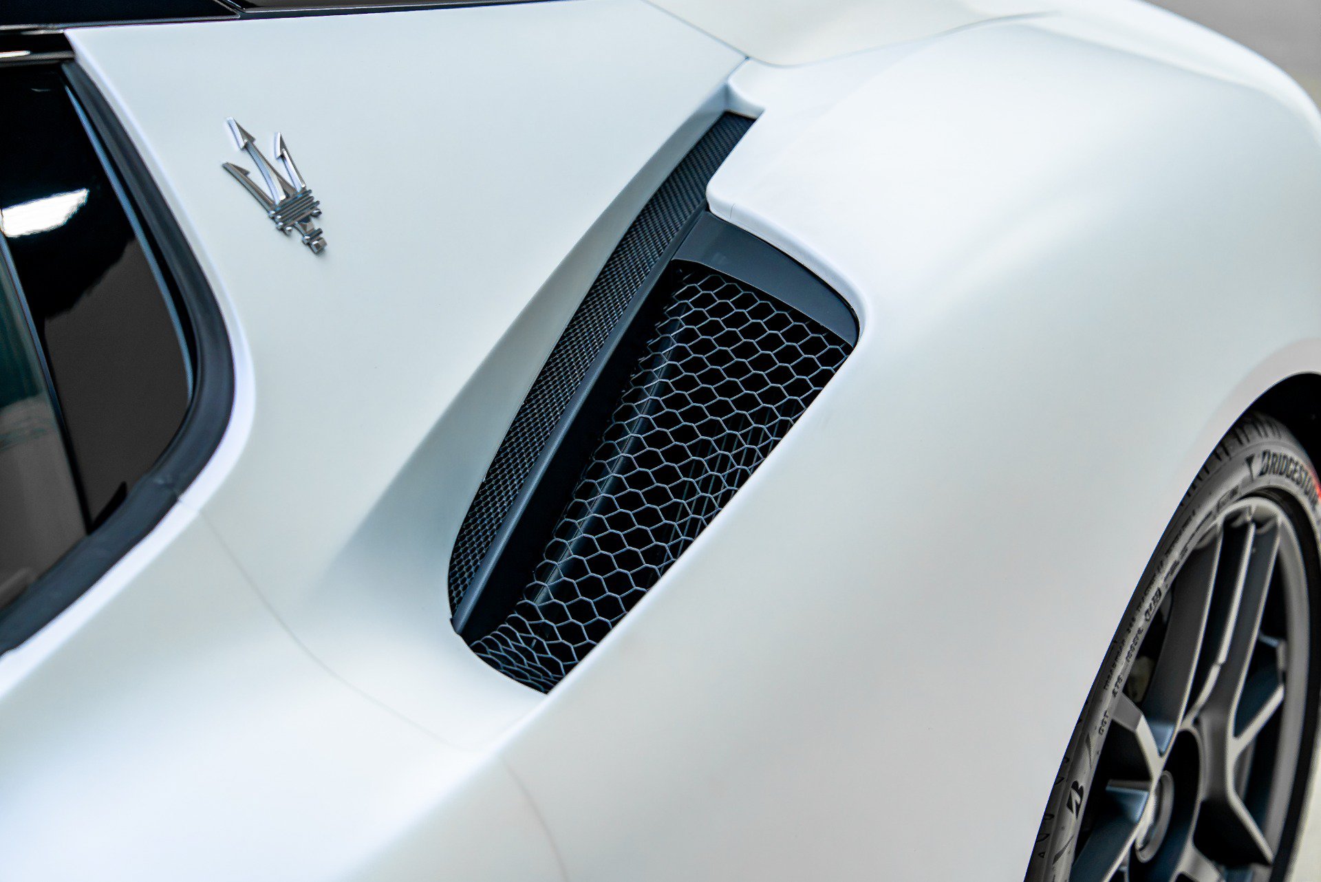 Used 2023 Maserati MC20 Coupe RWD image 30