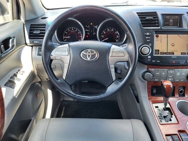 Used 2008 Toyota Highlander Limited image 25