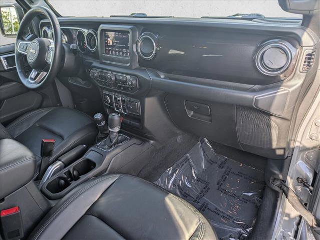 Used 2019 Jeep Wrangler Unlimited Sahara AWD/4WD image 20