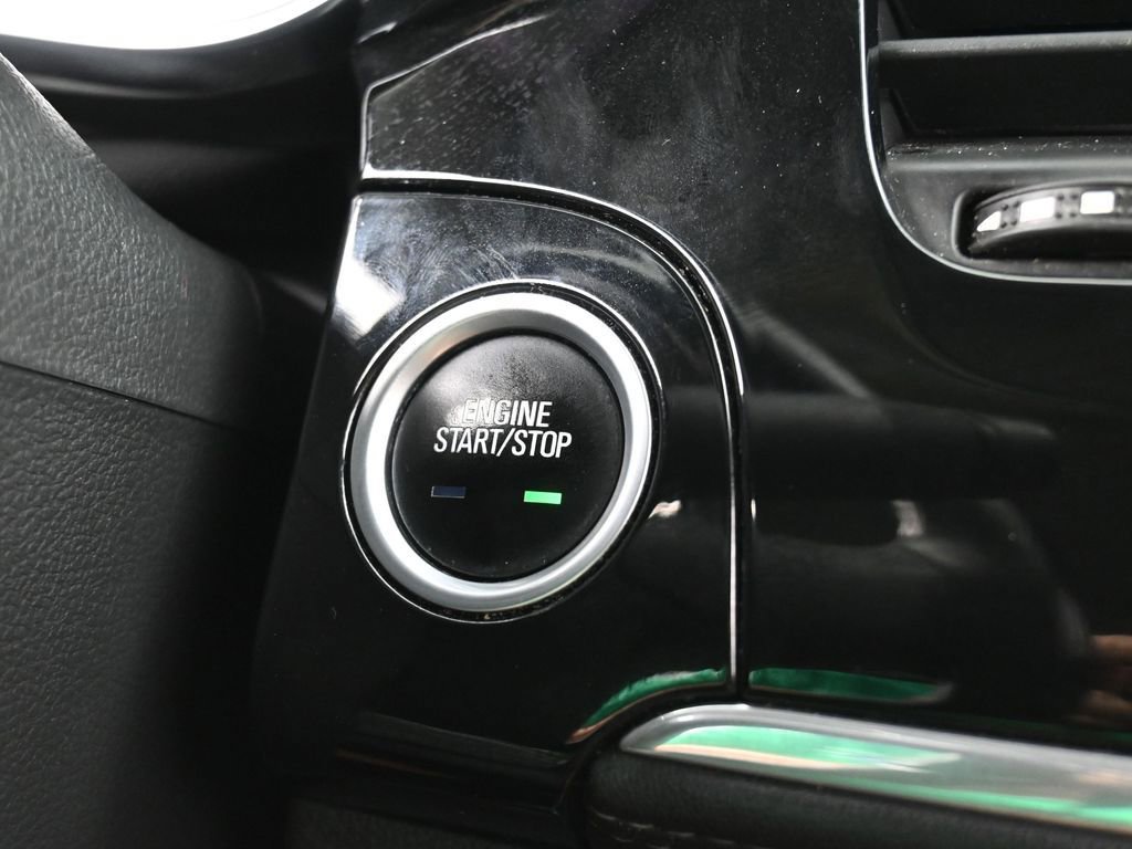 Used 2020 Buick Encore Preferred image 31