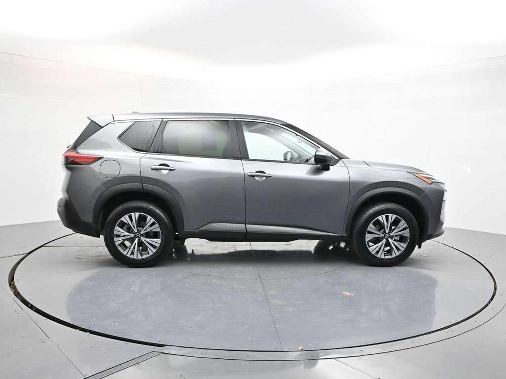 Used 2023 Nissan Rogue SV image 8