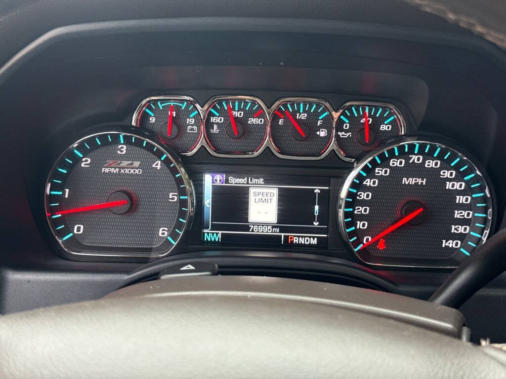 Used 2015 Chevrolet Silverado 1500 LTZ Z71 w/ LTZ Plus Package AWD/4WD image 19