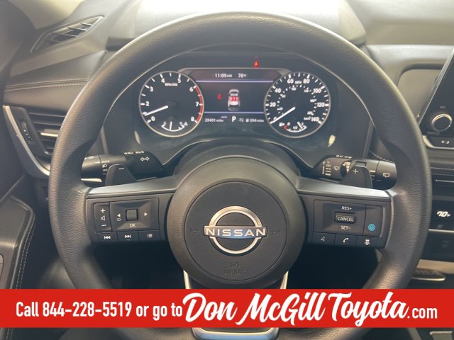 Used 2024 Nissan Rogue SV image 18