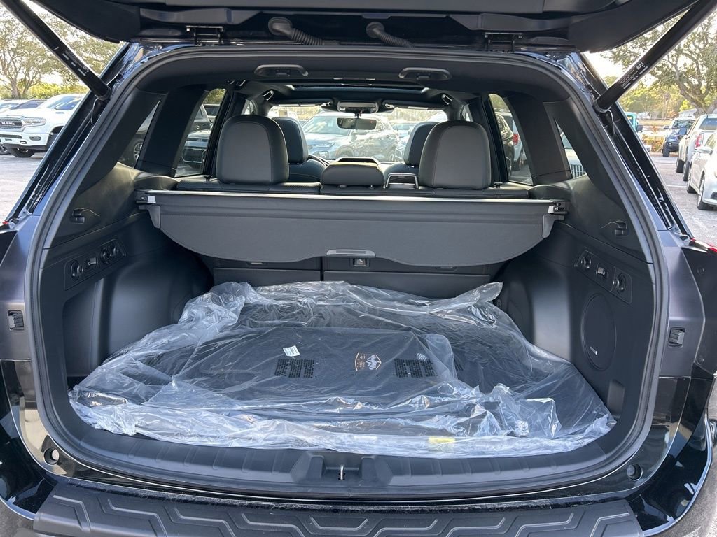 Used 2025 Subaru Forester Wilderness AWD/4WD image 51